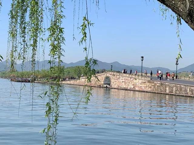 西湖最新概况，美景依旧，焕发新活力