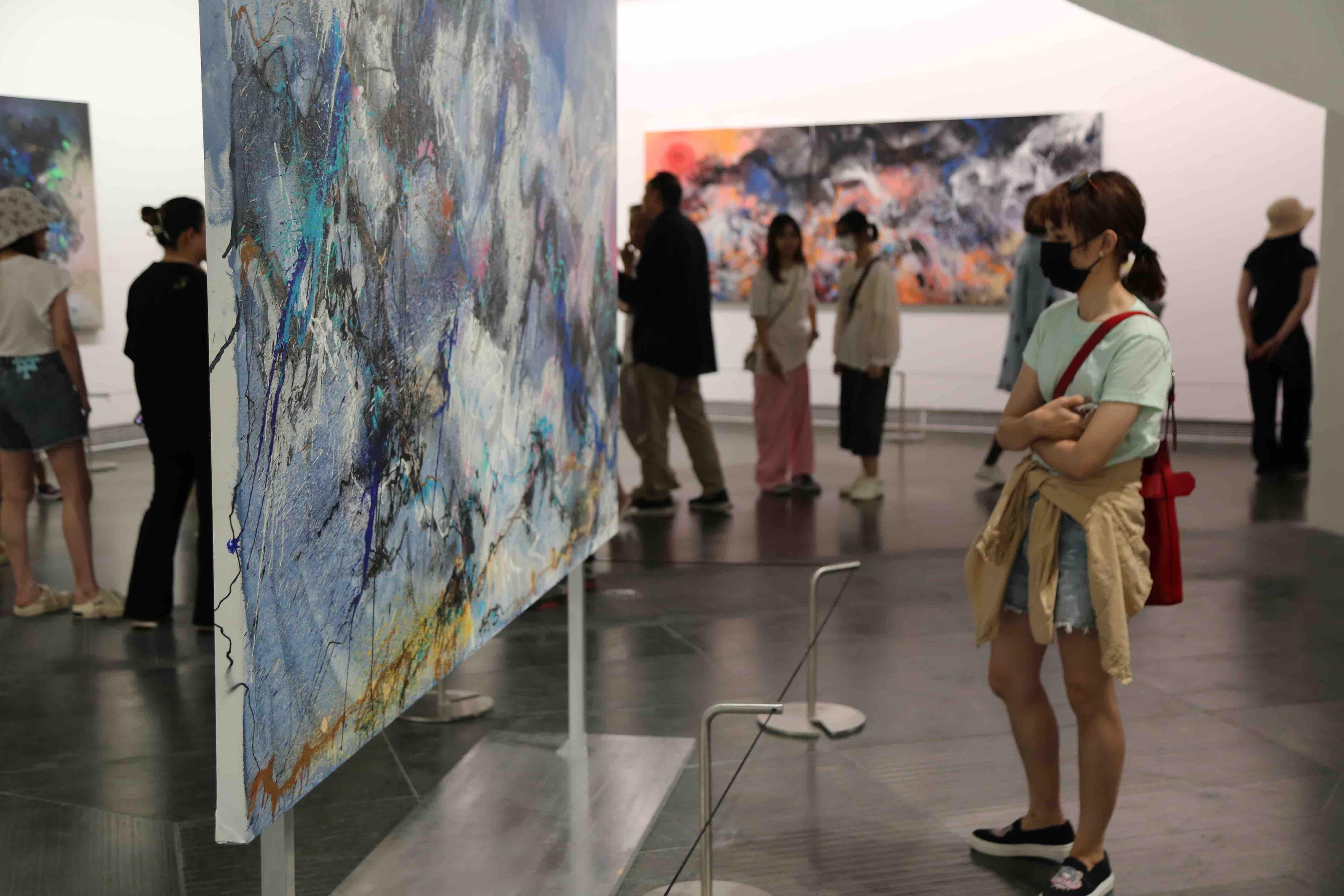 最新马画，探索艺术新境界的无限魅力