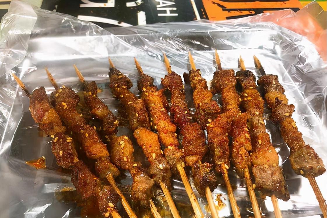 最新烤鸡架，美食诱惑与创新烹饪之道