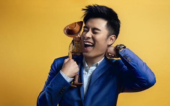 曾小贤演员，演艺之路的闪耀之星